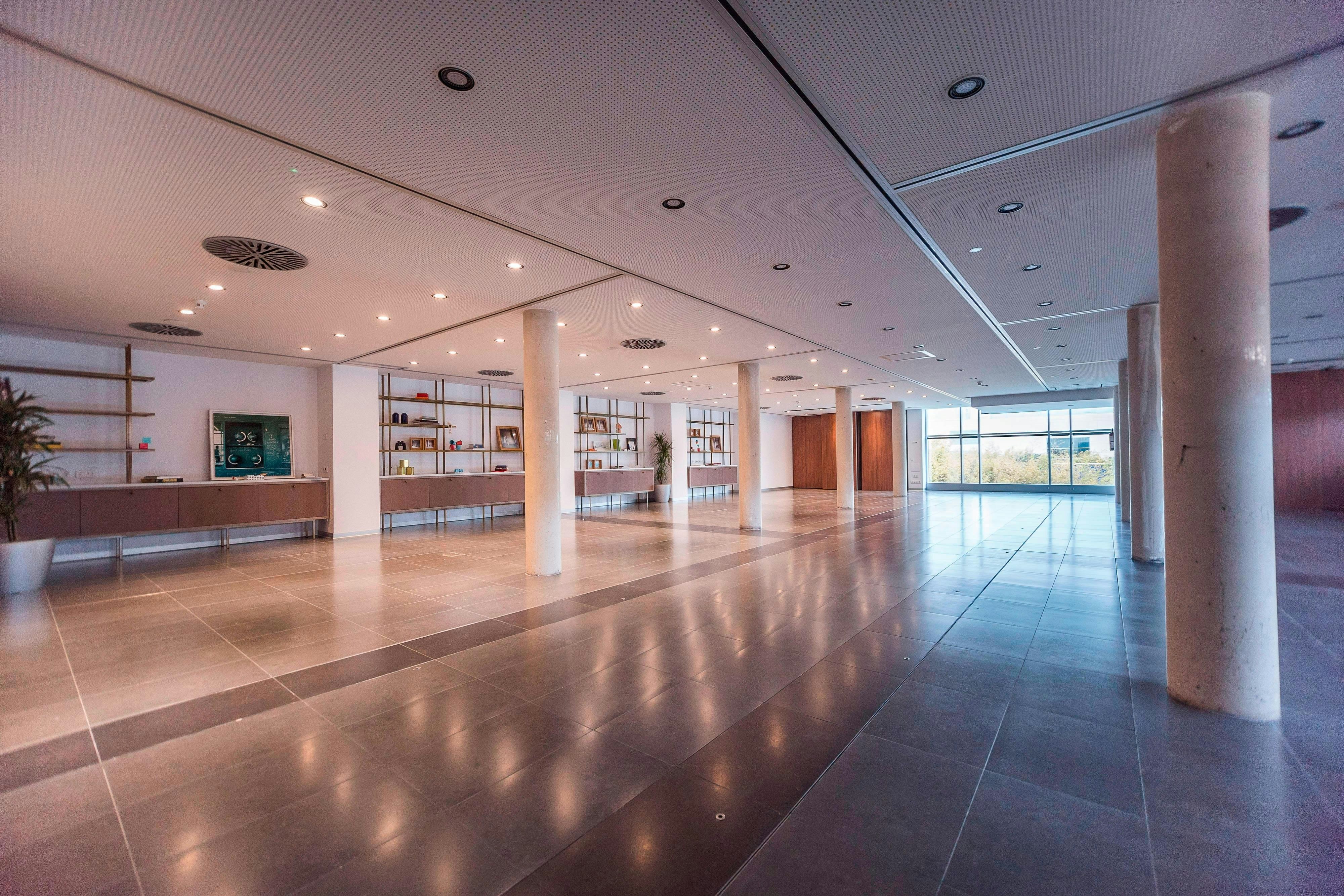 Le Meridien Ra Beach Hotel And Spa 8/80