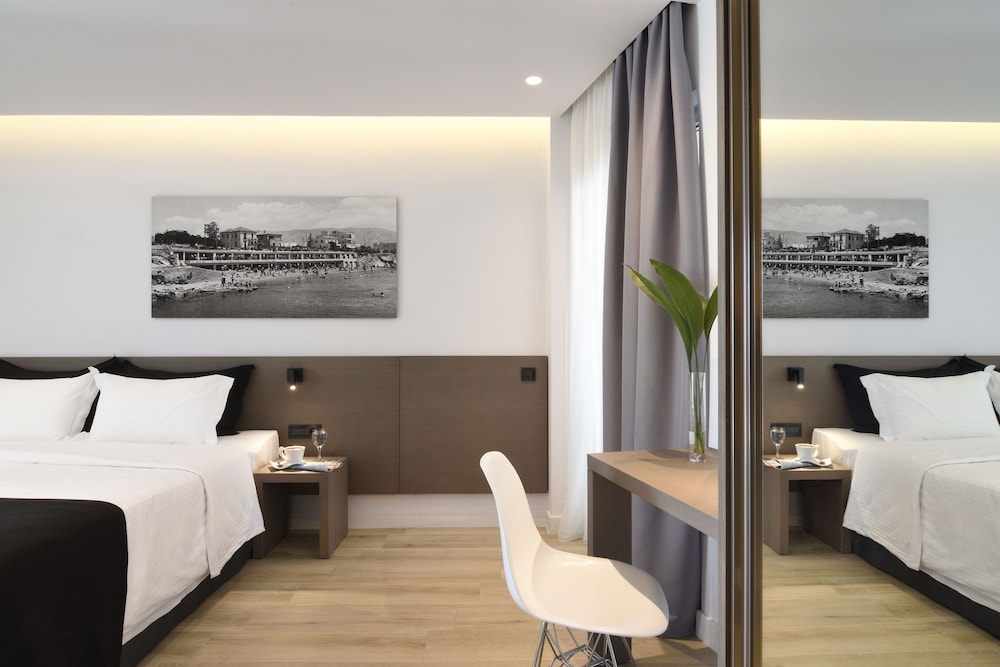 ROOM, TRIPLE