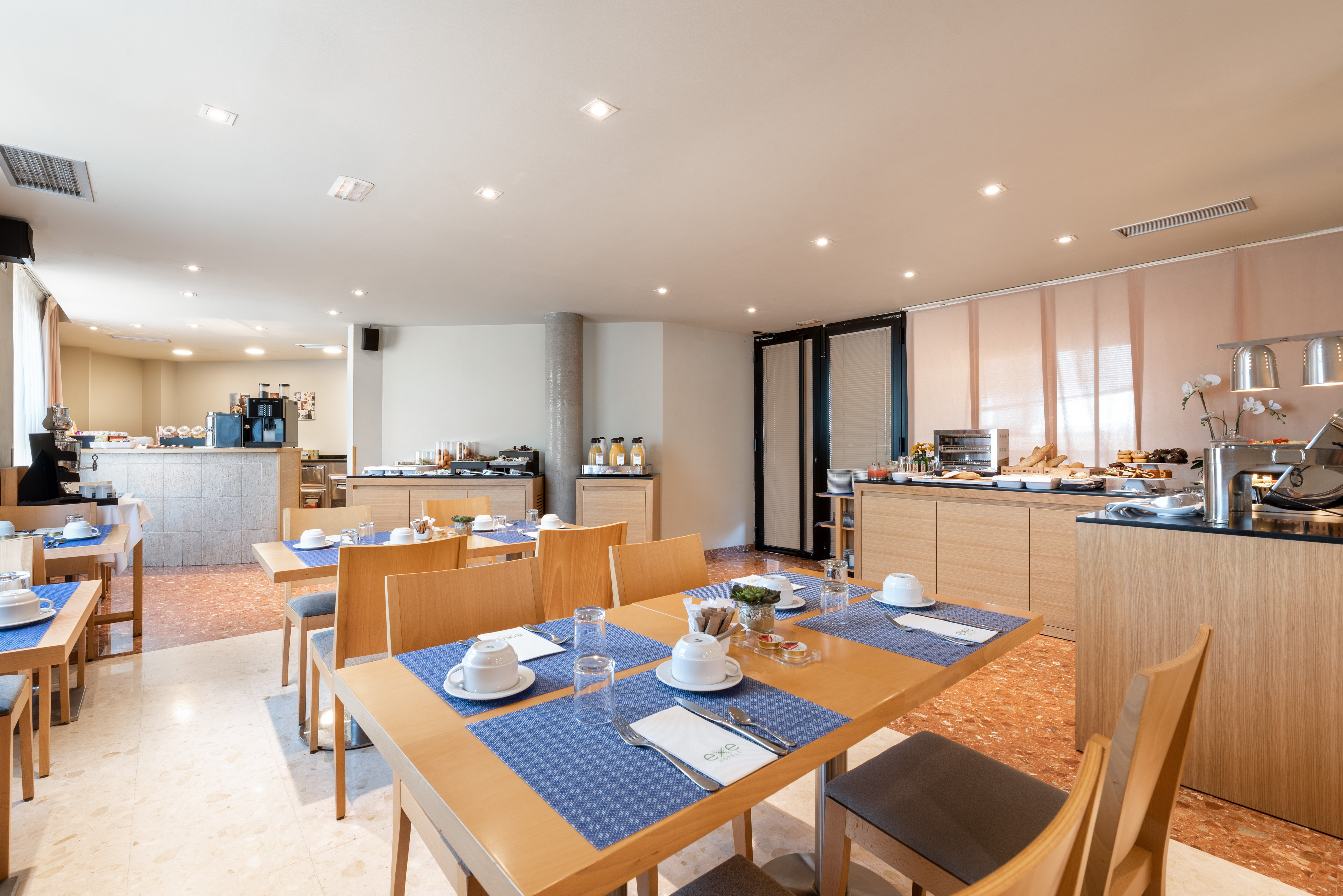 APARTAHOTEL EXE CAMPUS SAN MAMES 28/47