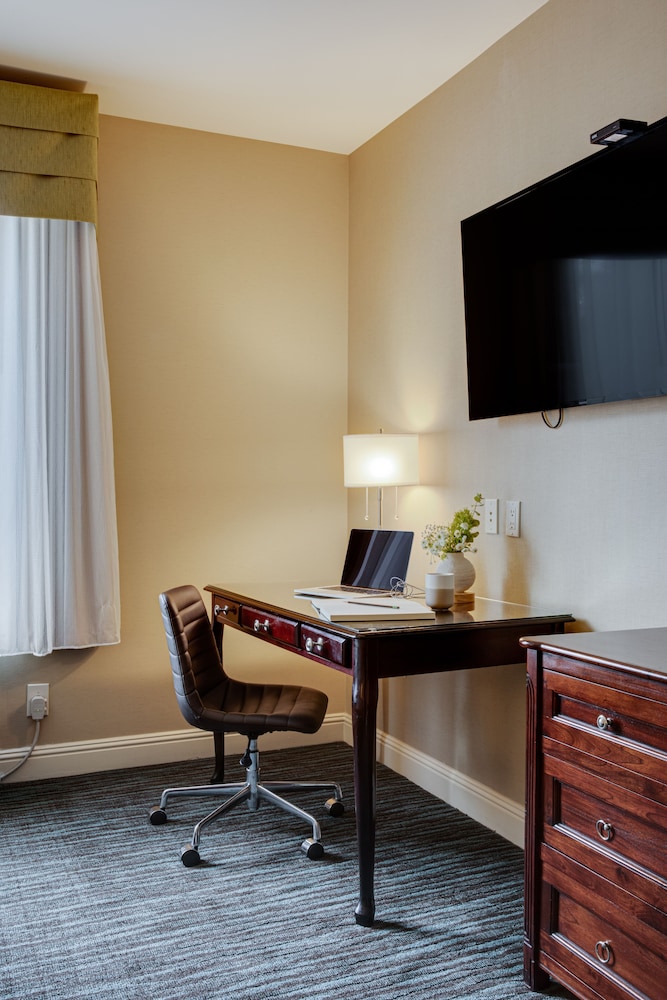 Ayres Hotel & Spa Mission Viejo 47/53