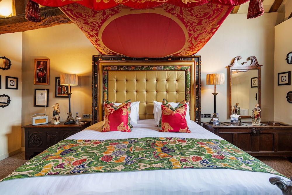 The George Hotel, Dorchester-on-Thames 8/50