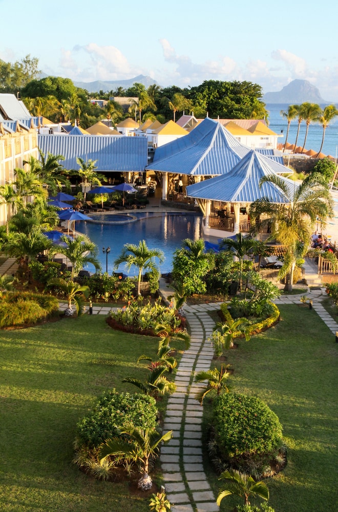Pearle Beach Resort And Spa 28/34