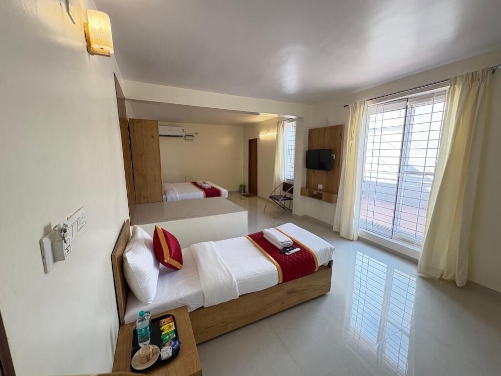 Sai Grand Villas and Hotel 28/50