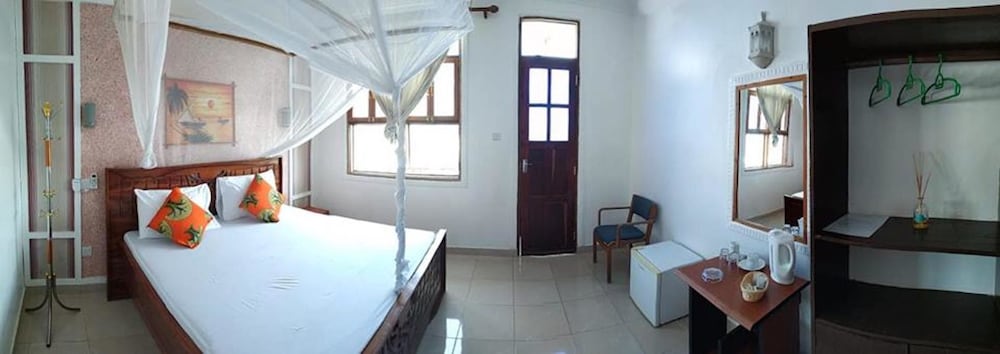 Mocco Beach Villa 43/78