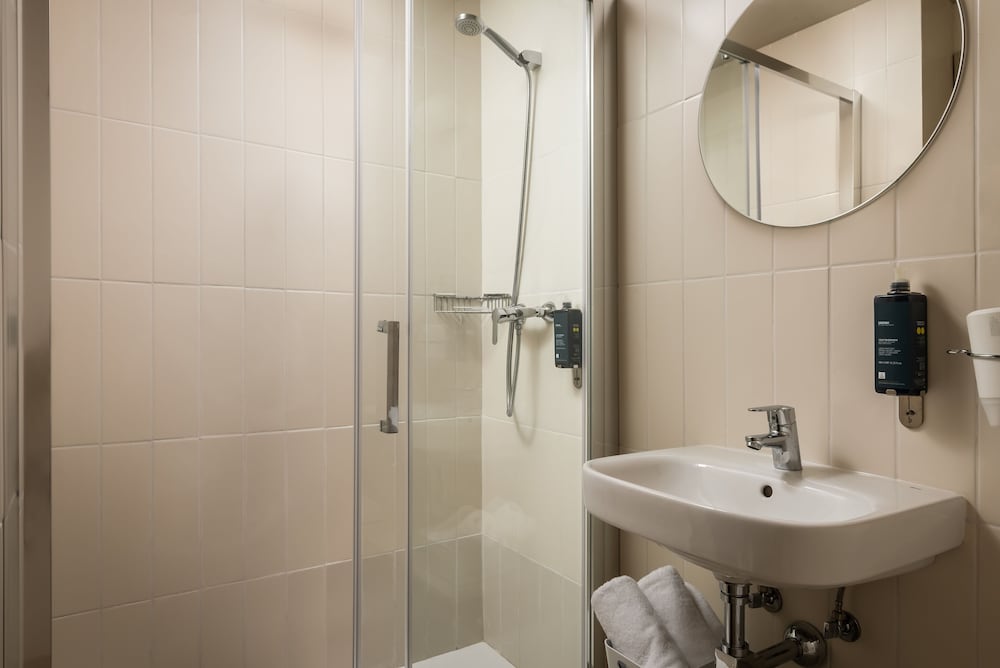 Hotel Condal 11/56
