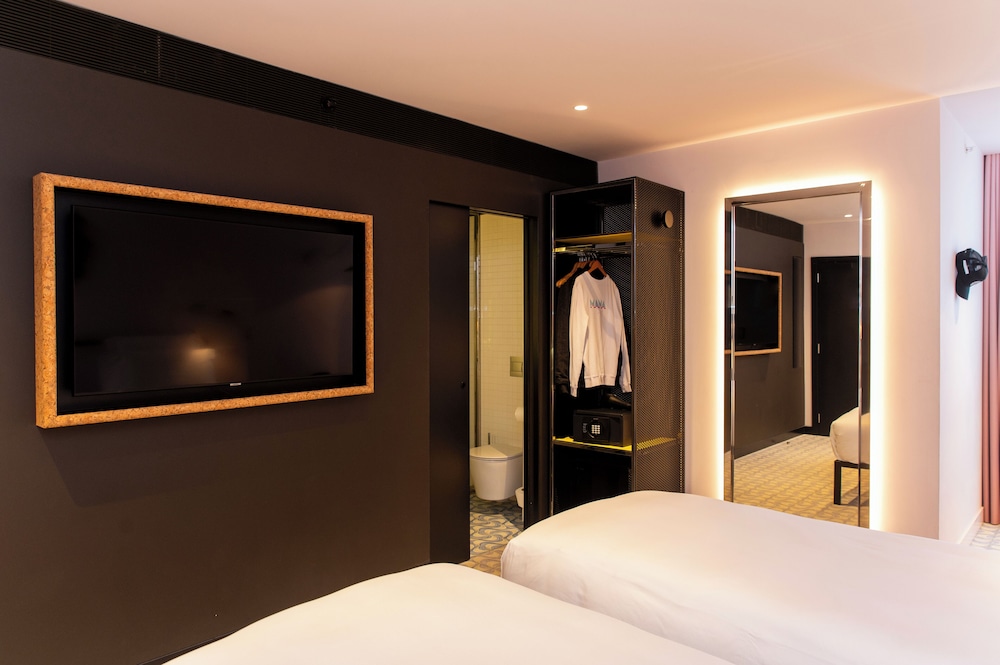Mama, Medium, Twin Beds، Mama Shelter Lisboa 3/10
