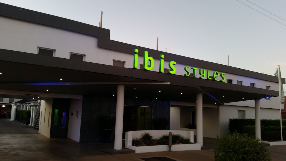 IBIS STYLES BROKEN HILL 1/48