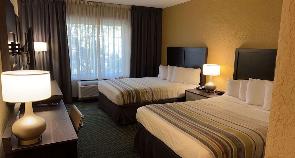 Hotel Flamingo Inn & Suites Vero Beach I-95 29/54