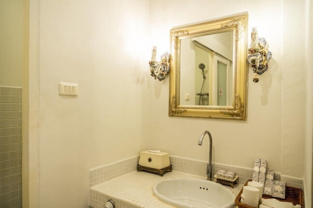 Rosario Oasis Resort - SHA Plus (ex The Cathay Resort and Spa) 49/50