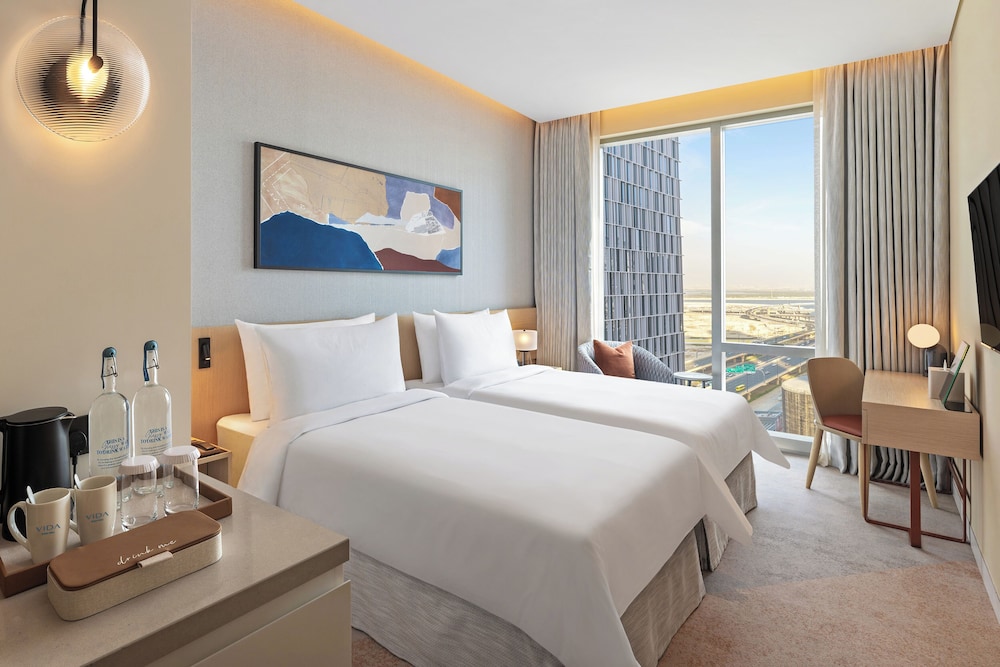 Vida Dubai Mall 16/60