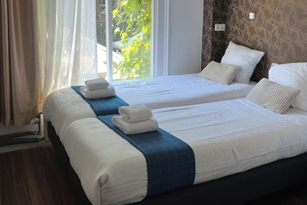 Amsterdam Inn Hotel 22/47