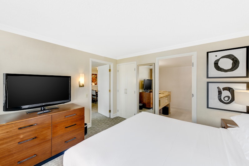 Embassy Suites by Hilton Anaheim Orange 22/61