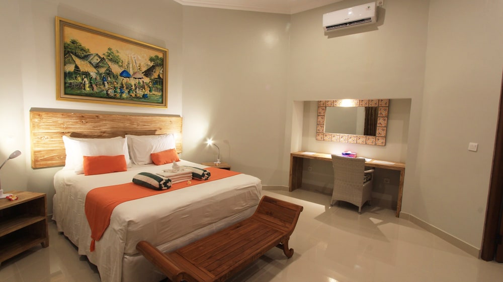 POINCIANA RESORT 22/75