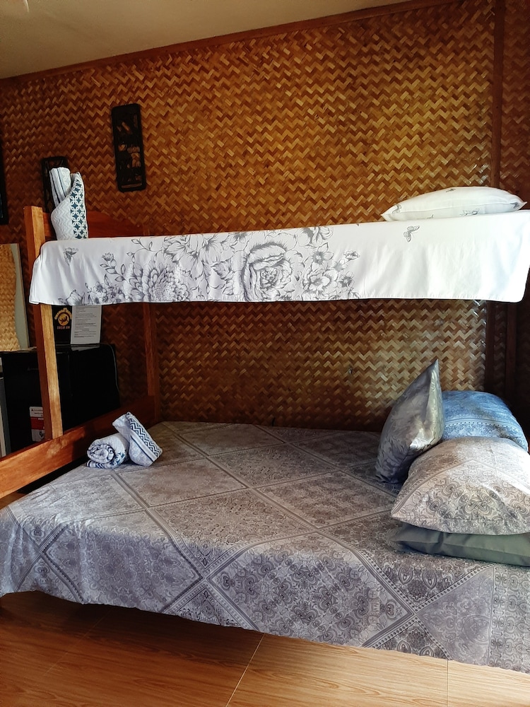 Lala Panzi Bed And Breakfast 13/64