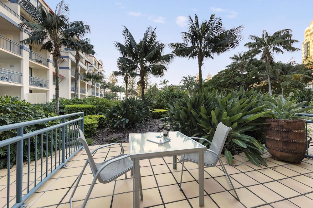 Oaks Gold Coast Calypso Plaza Suites 7/72