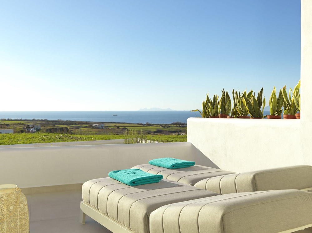 Myst Boutique Hotel Santorini 67/77