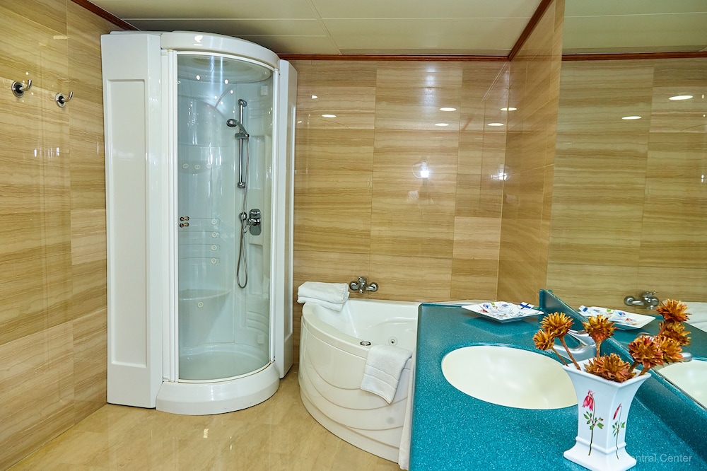 Zentral Center Hotel - Adults Only 49/50