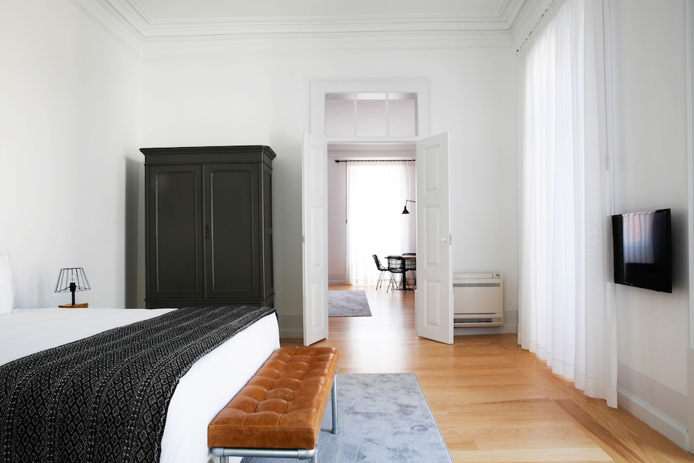 SAPIENTIA BOUTIQUE HOTEL 31/73