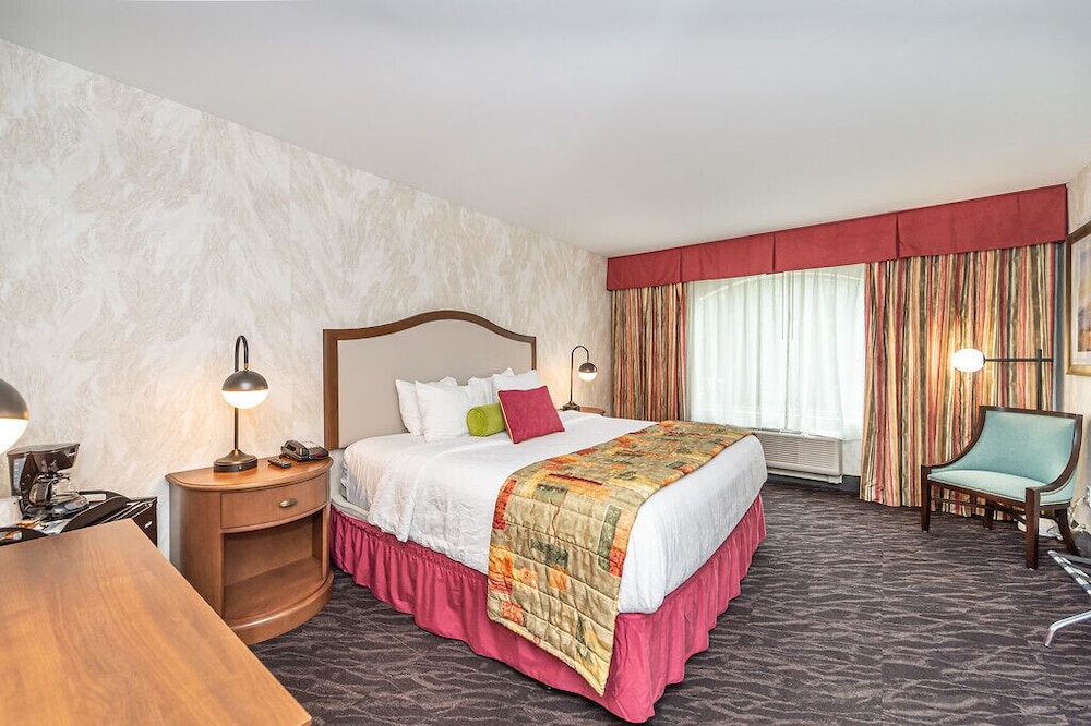 Bellissimo Hotel, Trademark by Wyndham Near Foxwoods Casino 10/53