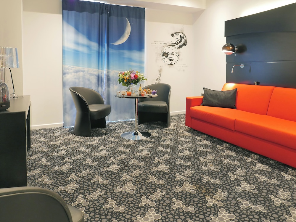 Kyriad Prestige Perpignan Centre del Mon 17/37