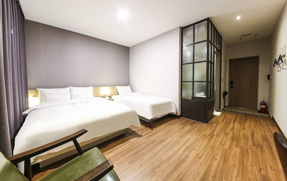 Incheon Hotel Bluemarine 18/50