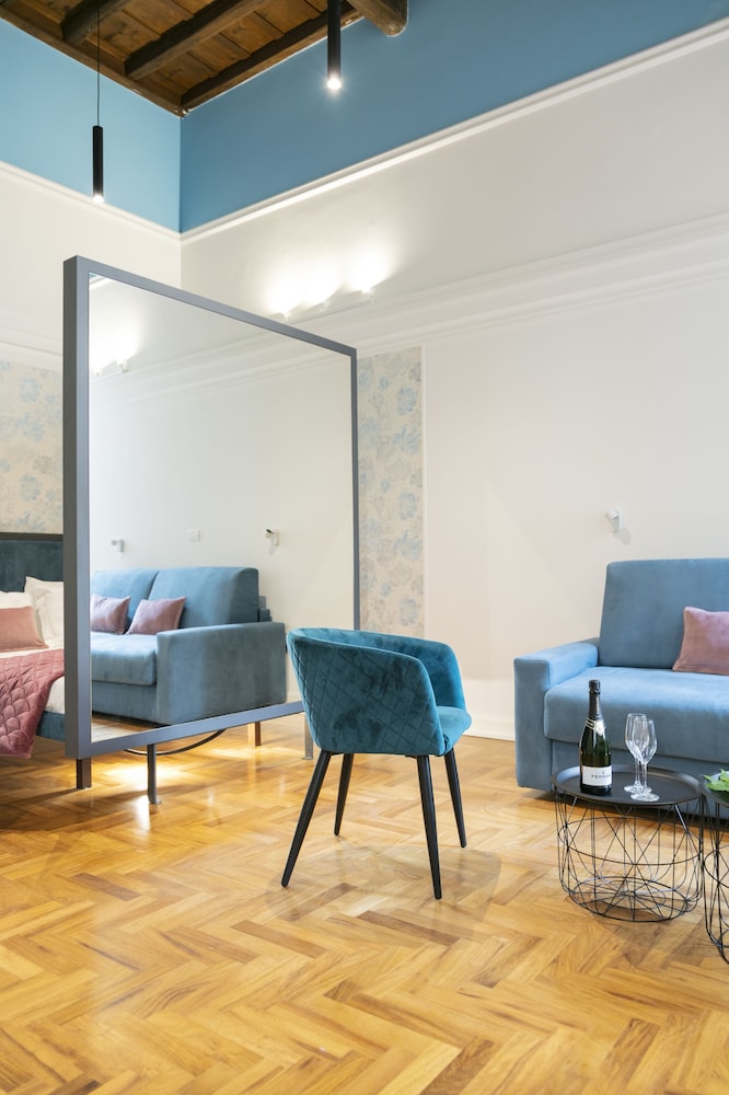 Hadrianus Temple Suites - The Venue Collection 45/58