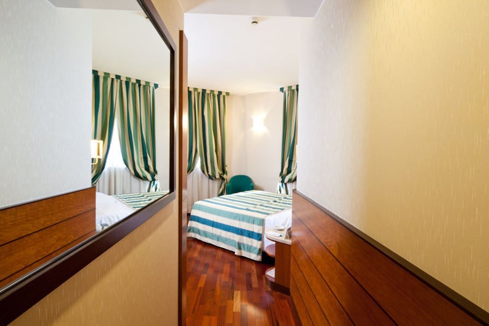 Hotel Mirage Sure Hotel Collection By Best Western 40/58