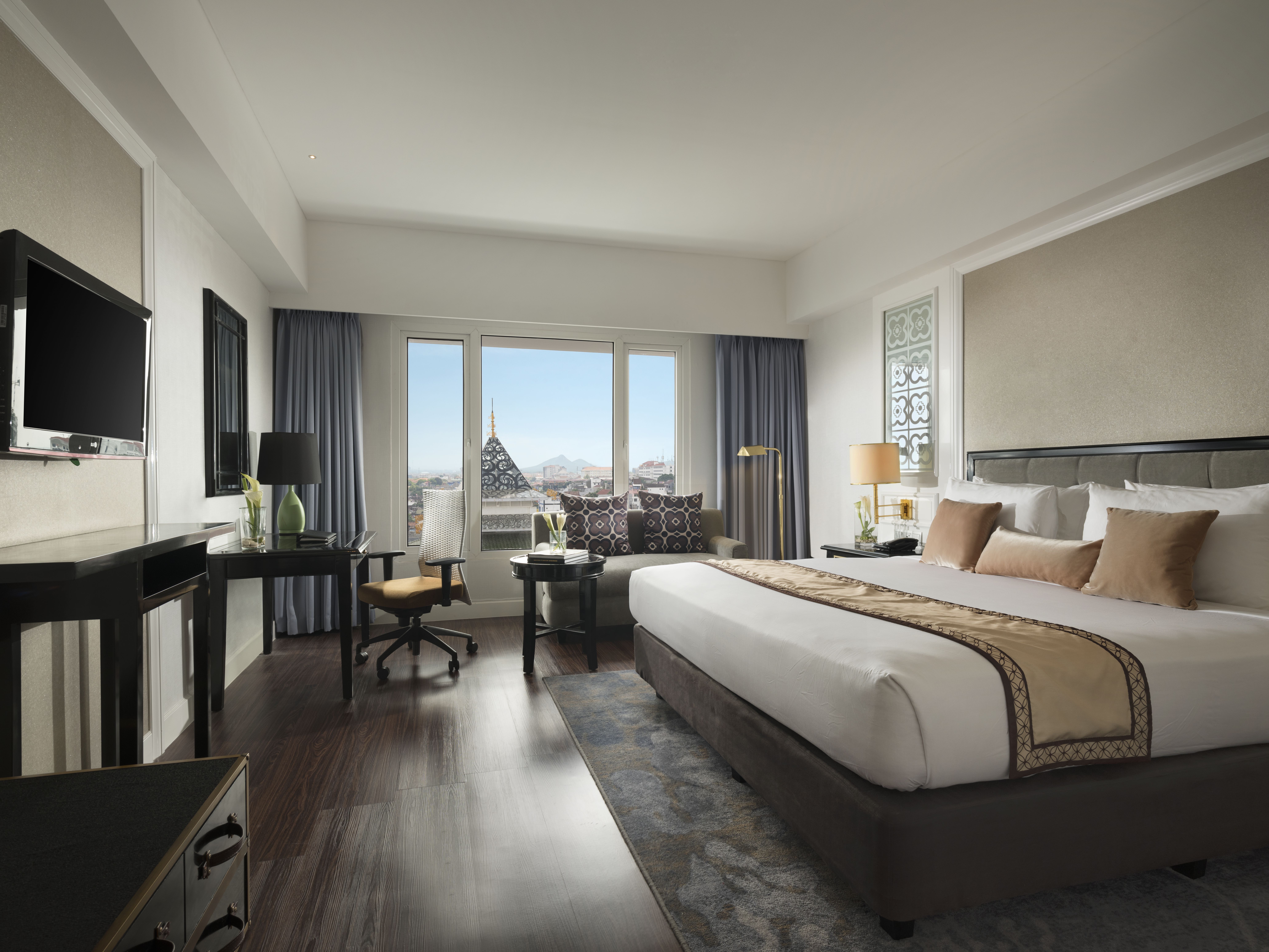 The Level, Suite