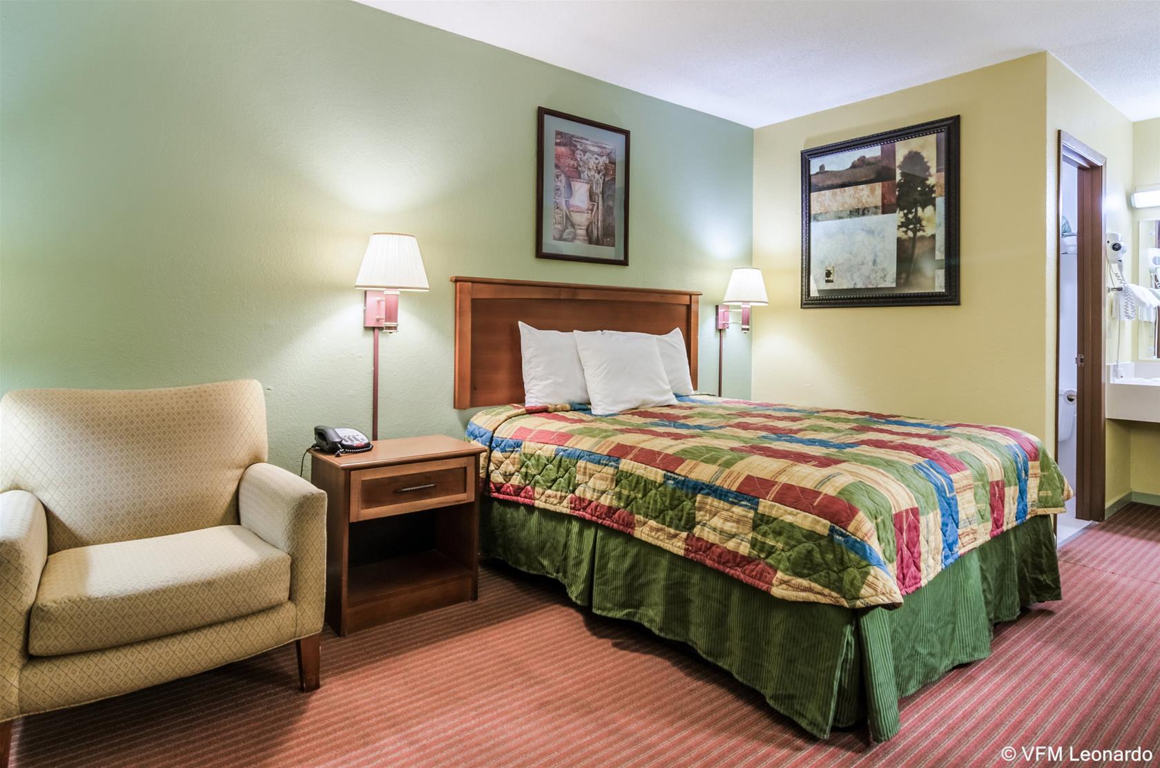 RODEWAY INN CONCORDIA 9/30