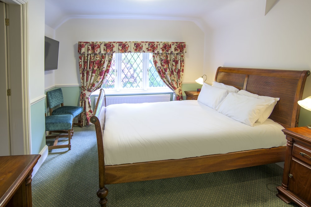 Newby Bridge Hotel 24/60