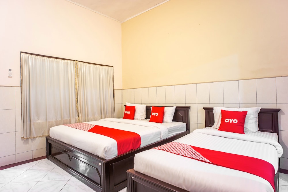 OYO 2180 Vina Vira Hotel 13/31