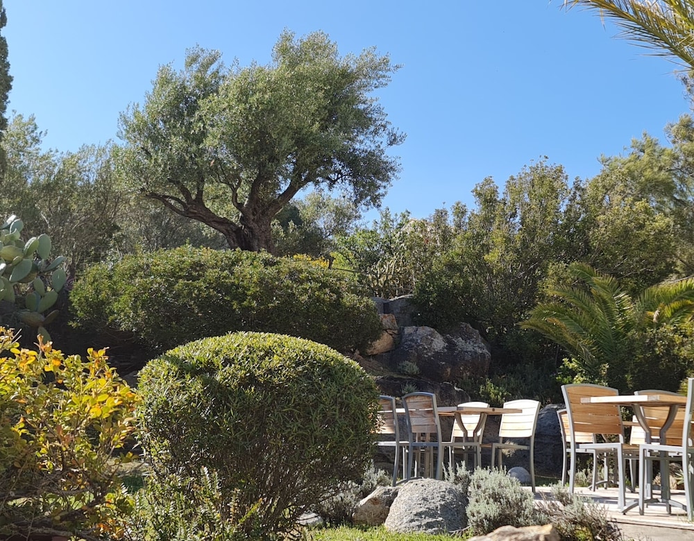 Hotel Cala di l Oru 24/36