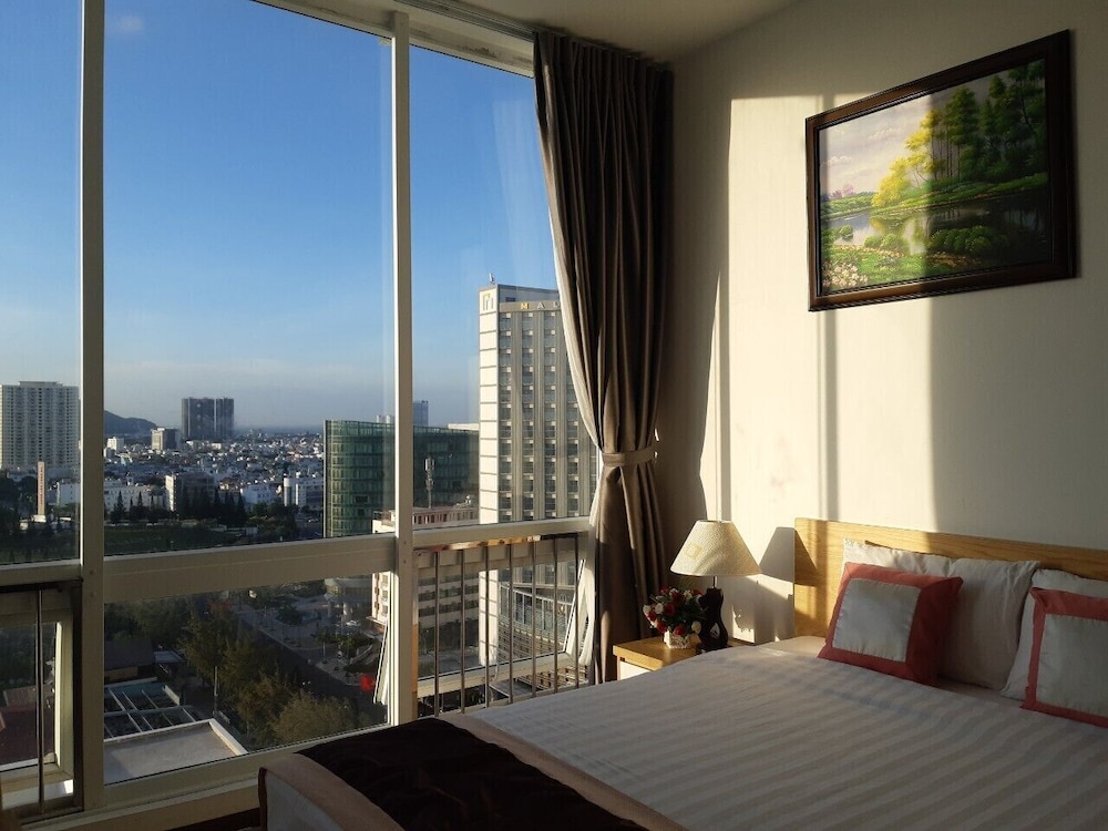The Grand Condotel 24/59
