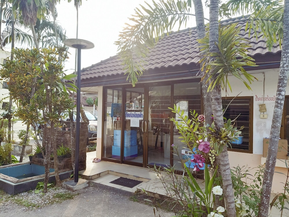 Goldenville 6/25