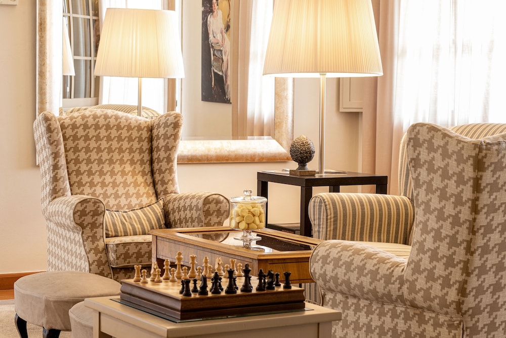 Si Montalcino Hotel & Restaurant 49/68