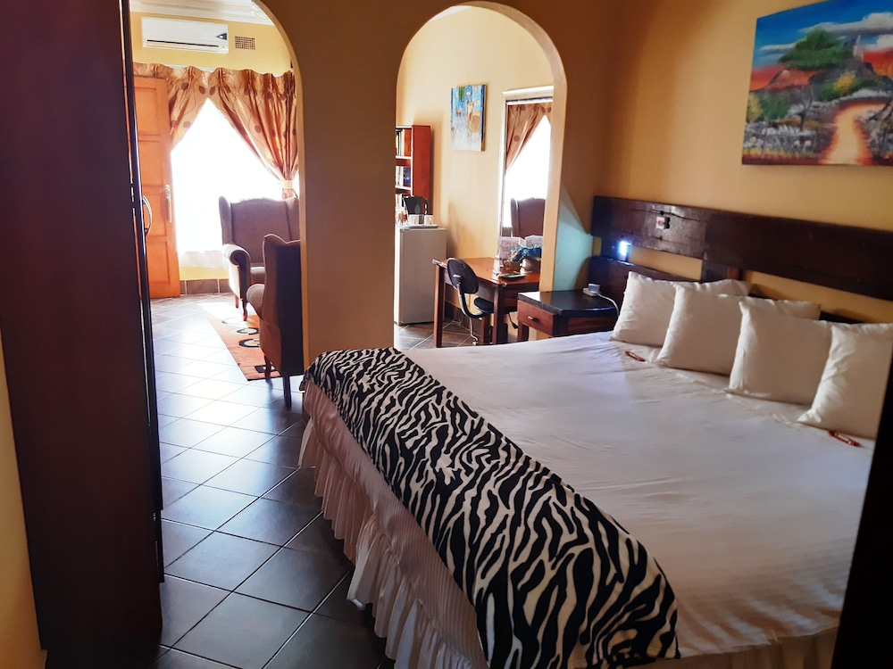 Acre Of Africa Guest Venue 34/50