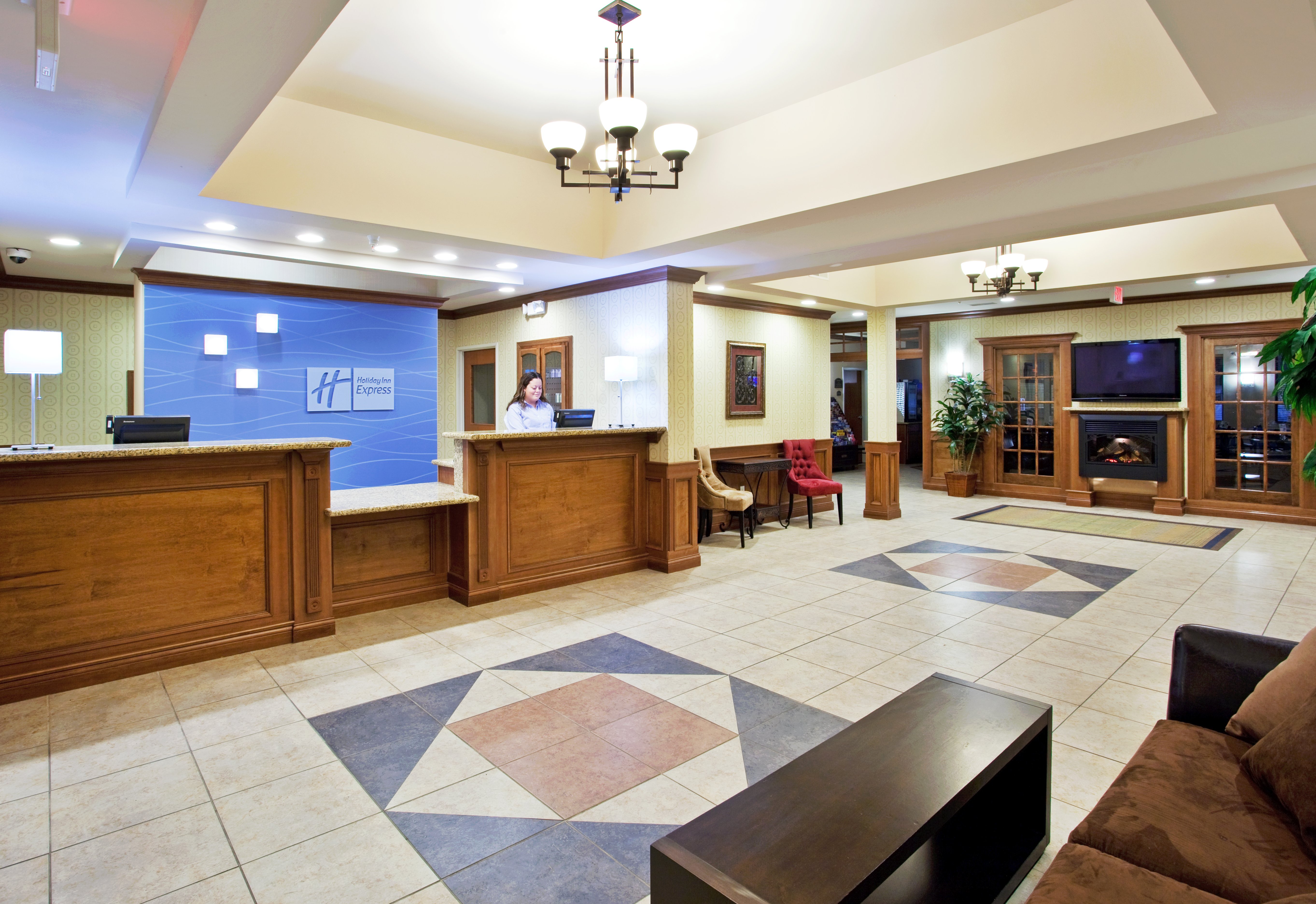 Holiday Inn Express Suites Howell 5/51
