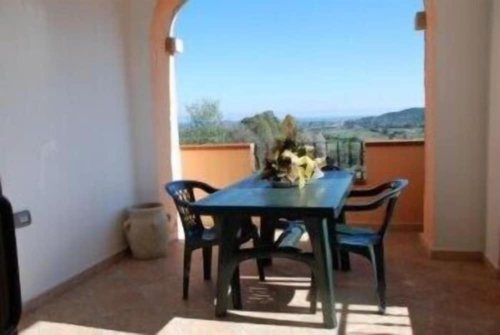 Residence Li Troni 27/42