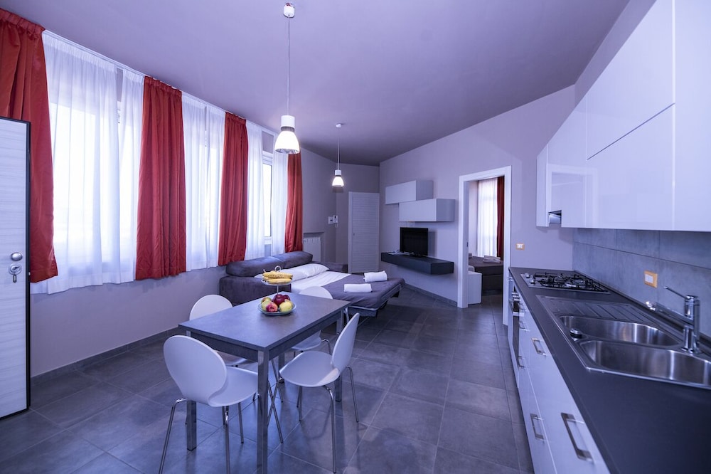 ERACLE HOTEL 39/61