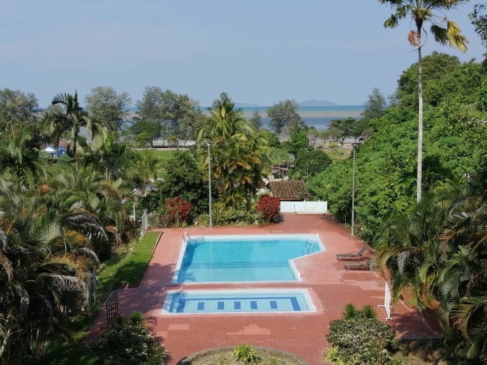 Mersing Merlin Inn 25/50