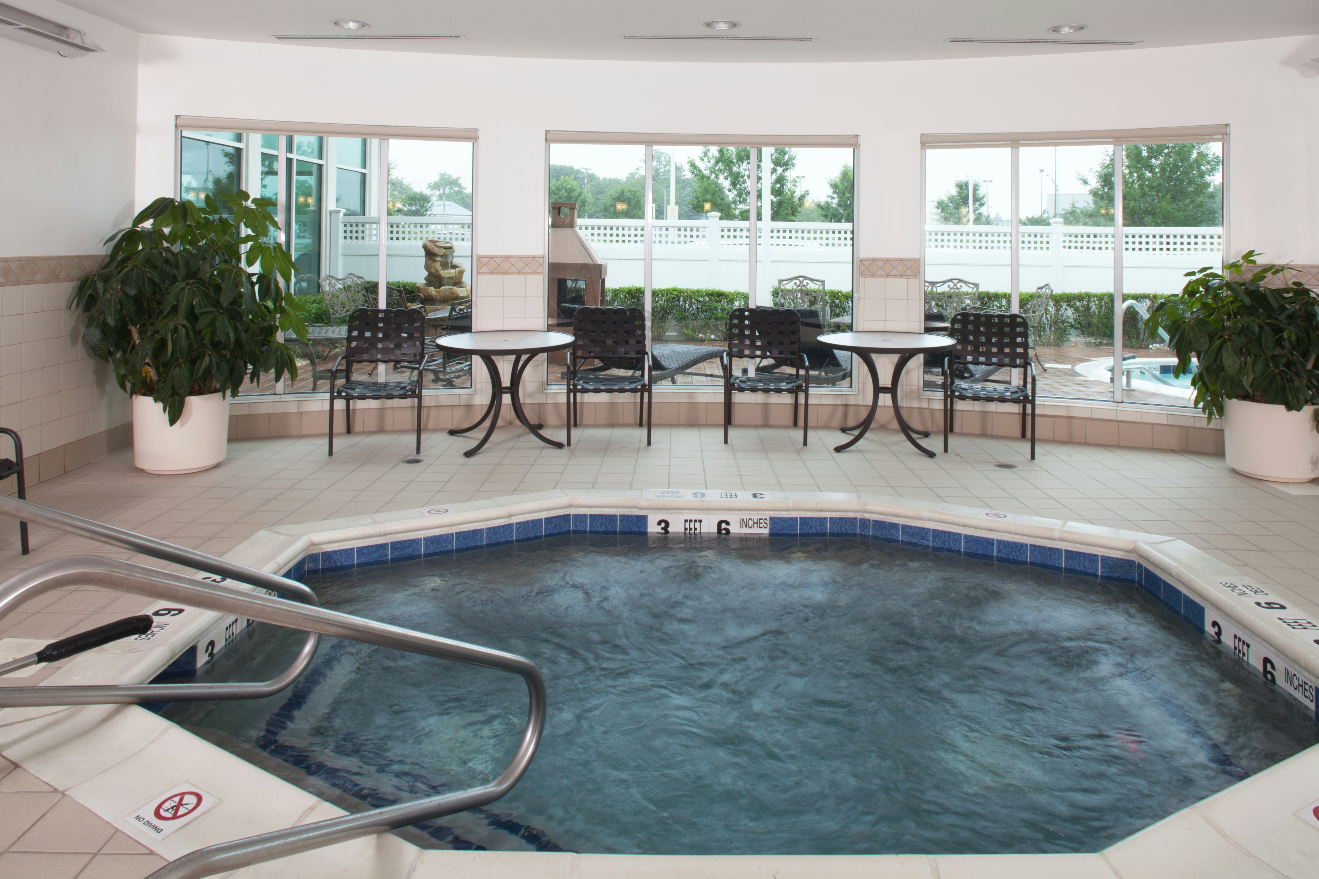 Hilton Garden Inn Riverhead 37/57