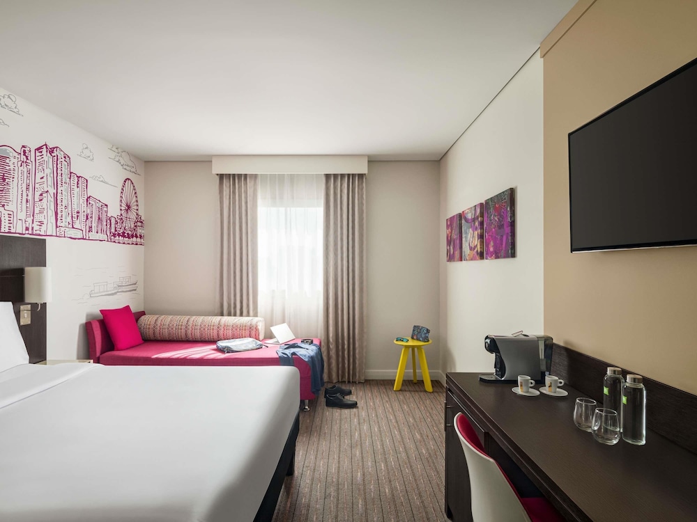 Ibis Styles Sharjah 29/68
