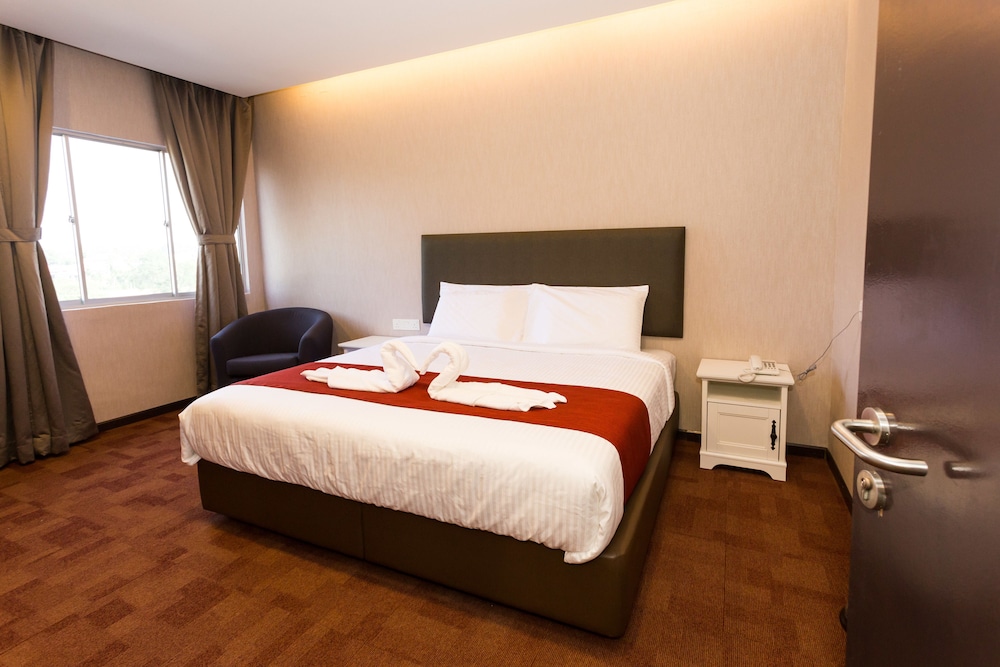 Icon Hotel 25/50