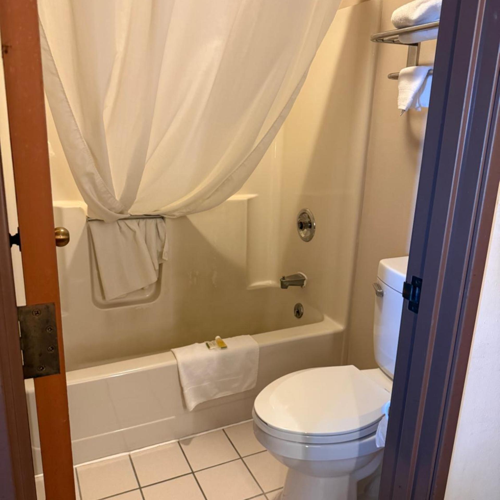 Dodgeville Inn & Suites 39/44