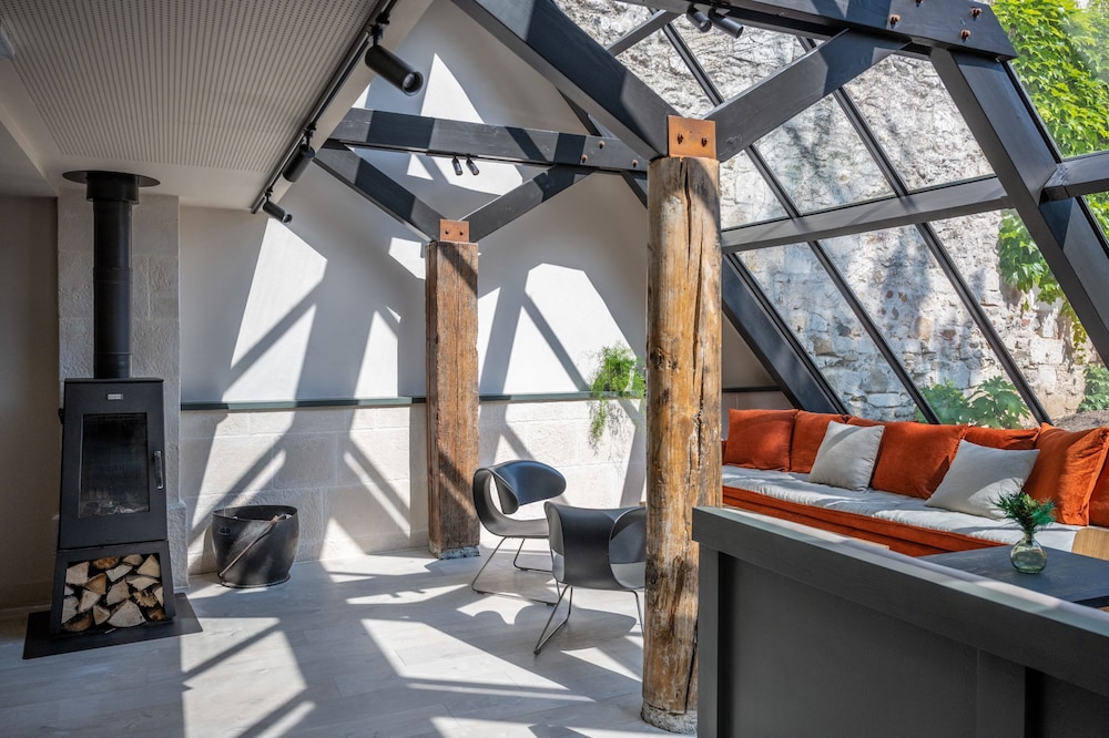 SAINT NICOLAS HOTEL 44/80