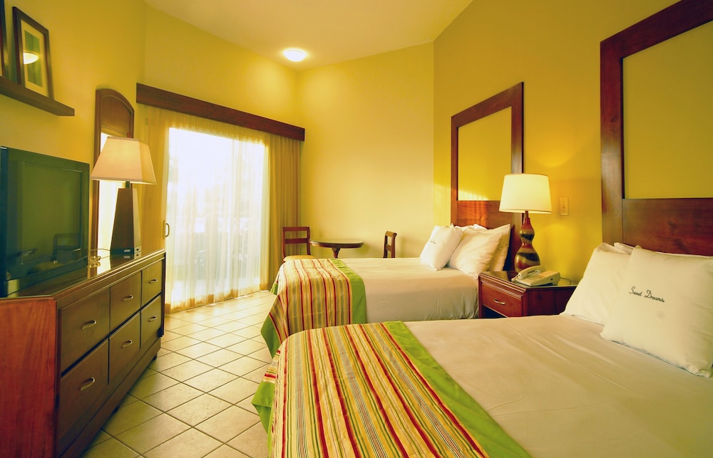 Fiesta Resort All Inclusive Central Pacific - Costa Rica 12/65