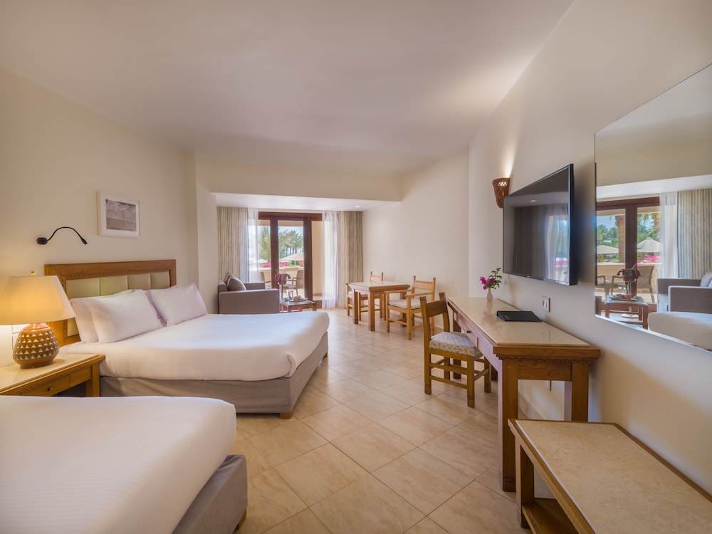 Fort Arabesque Beach Resort 13/50