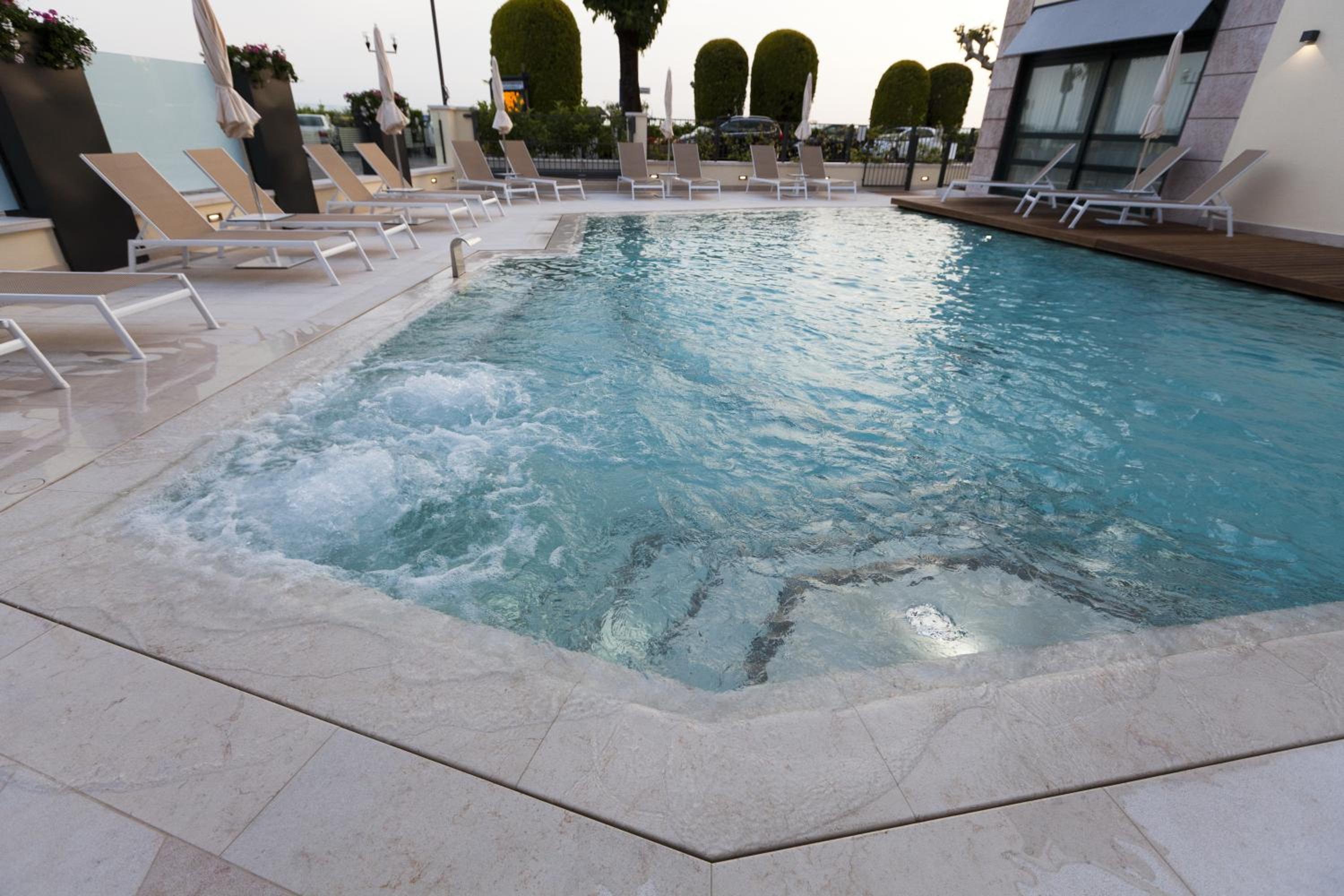 HOTEL VILLA LETIZIA 27/50