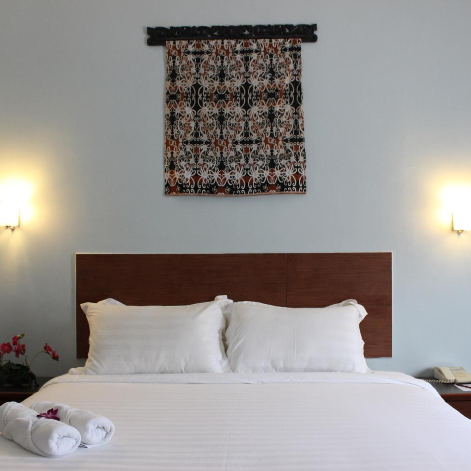 Deluxe, King Bed, Hotel Maluri 5/10