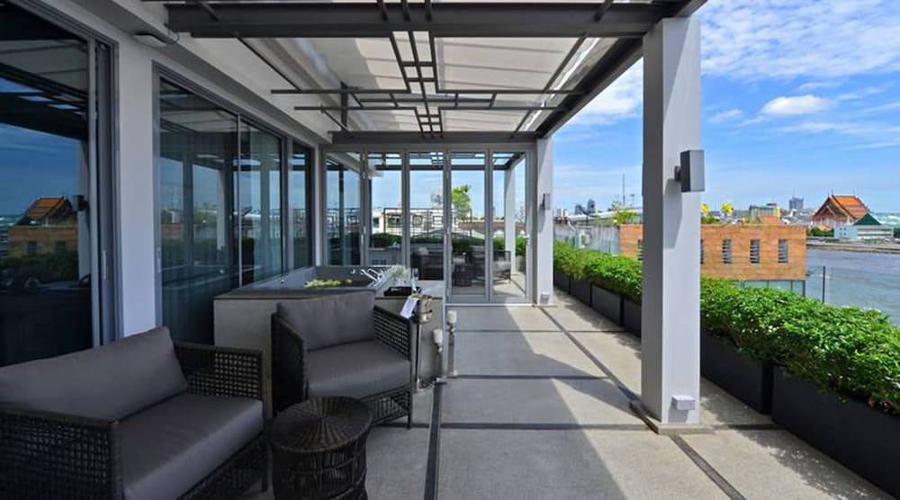 Riva Arun Bangkok 33/73